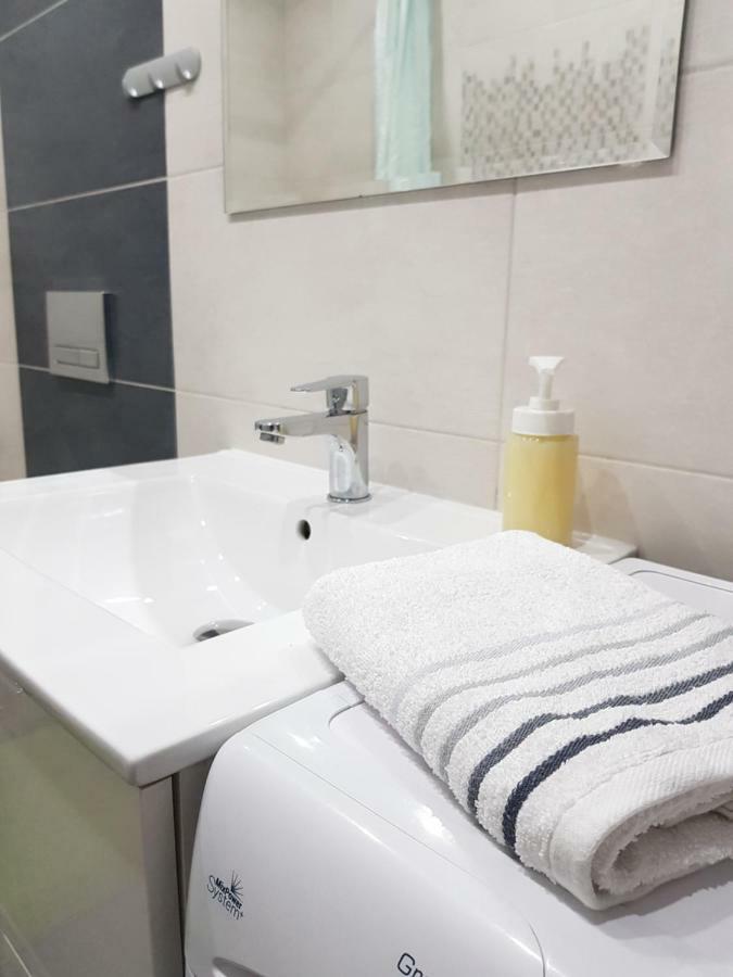Misvest Tomasz Klimatyzacja Apartment Забже Екстериор снимка